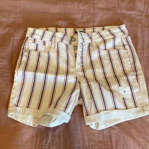Never worn Old Navy size 8 mid-rise shorts with red and blue striped detail